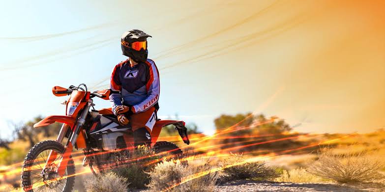 Top 3 Pieces of Women’s Dirtbike Riding Gear